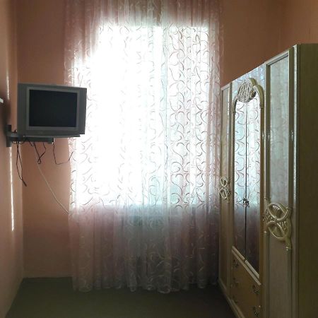 Apartment Pylnykarska 8А Lviv Bagian luar foto